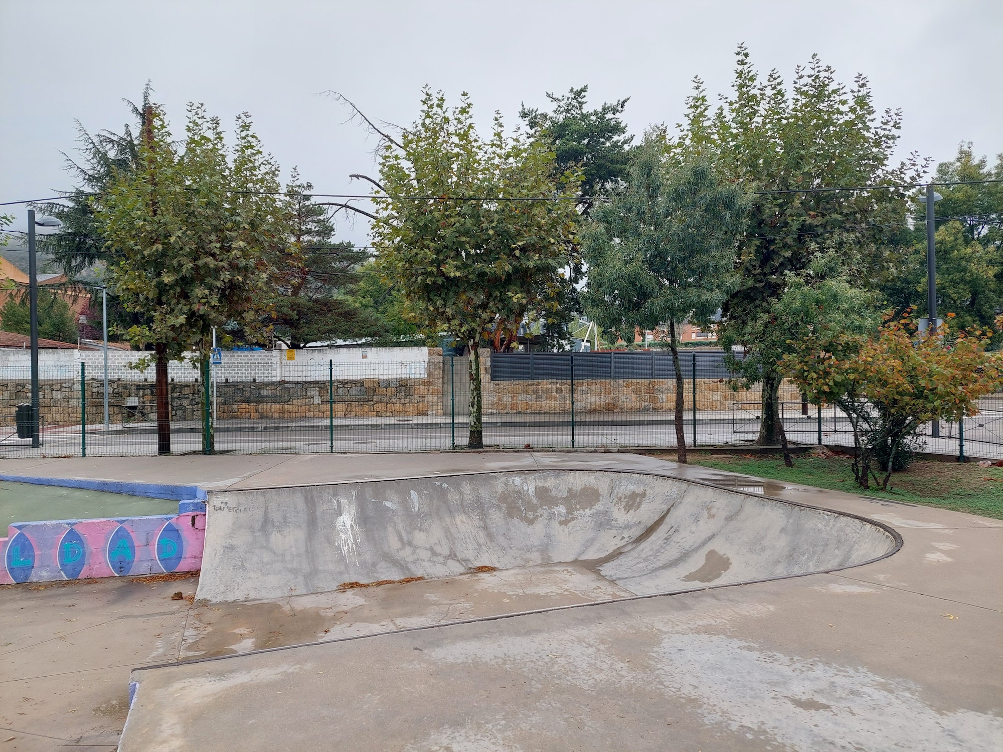 Hoyo de Manzanares skatepark